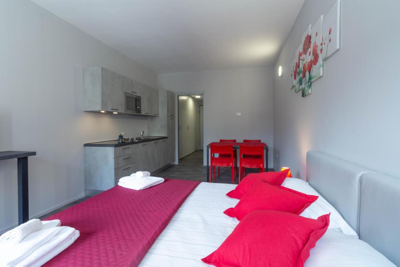 Appartamento Papavero - Affitti Brevi Italia Lecco Bagian luar foto